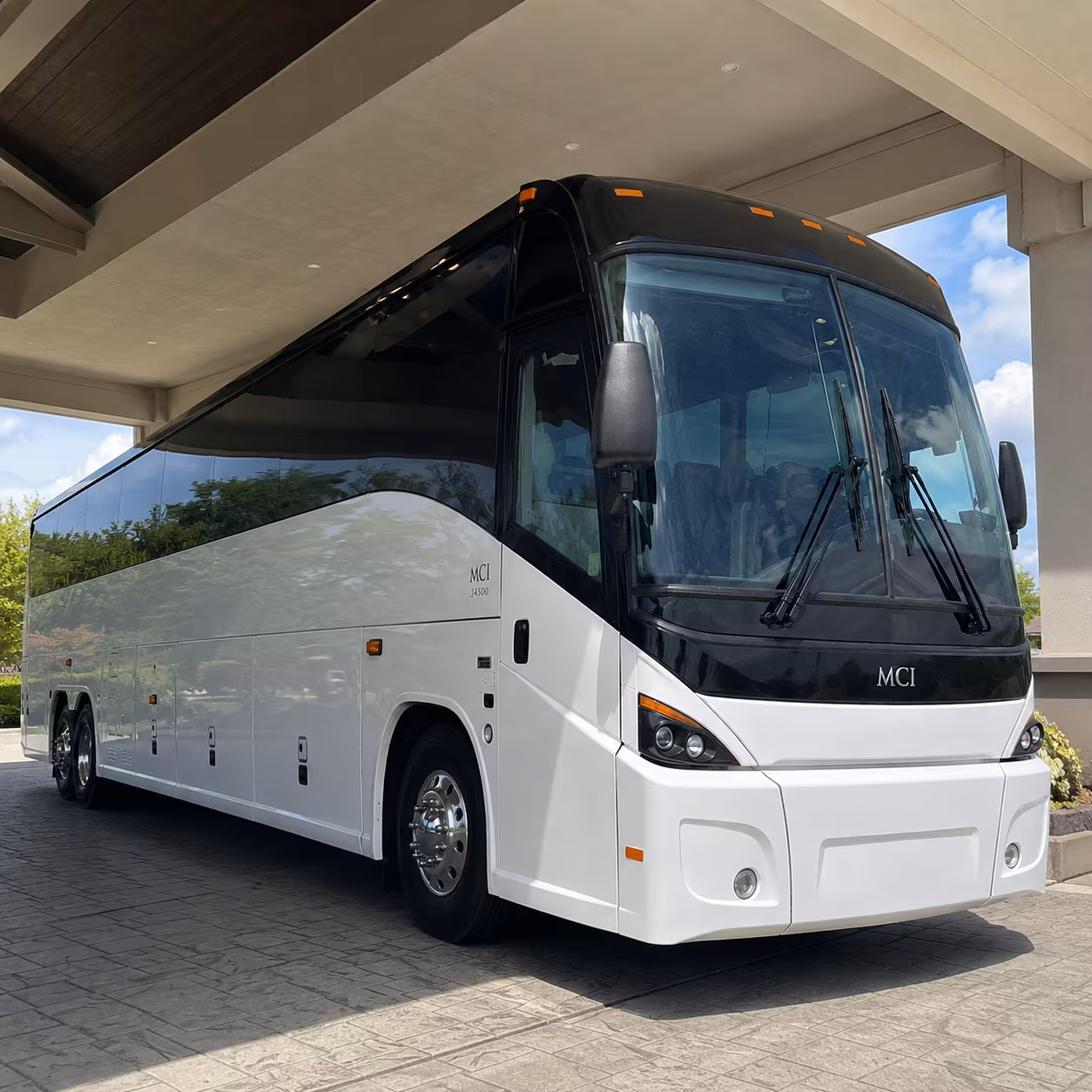 shuttle government personnel between washington county facilities and the oregon state capitol